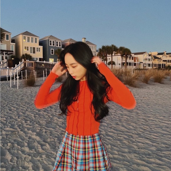 URBAN OUTFITTERS red/orange long sleeve top - Picture 3 of 5